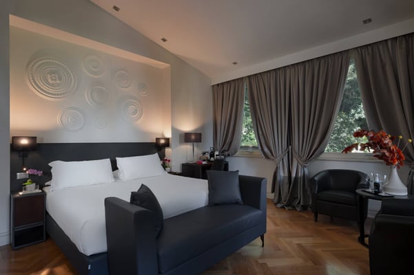 09 Suite Camere Hotel Principe Torlonia Roma