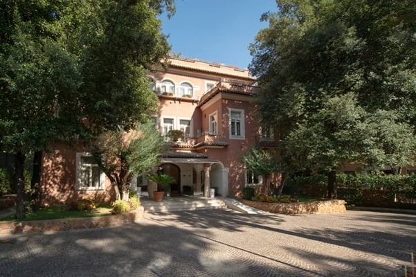 02 Esterni Hotel Principe Torlonia Roma